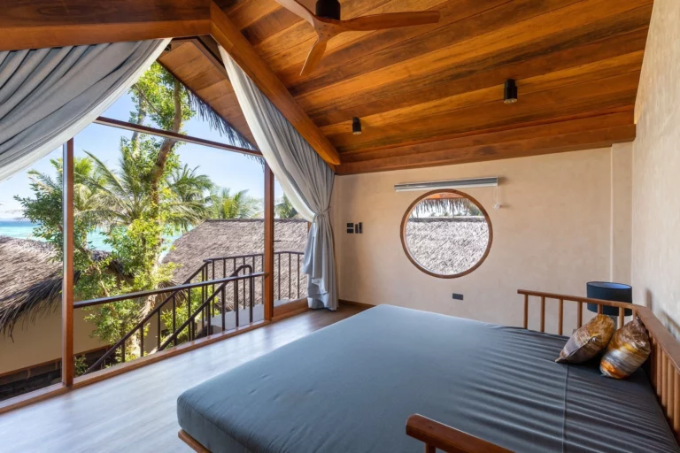 Sun-Beachfront-Pool-Villa-4